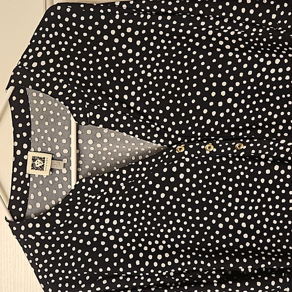 Anne Klein, size large, woman's top, black and with white pokadots, 3/4 sleeves - Picture 2 of 9